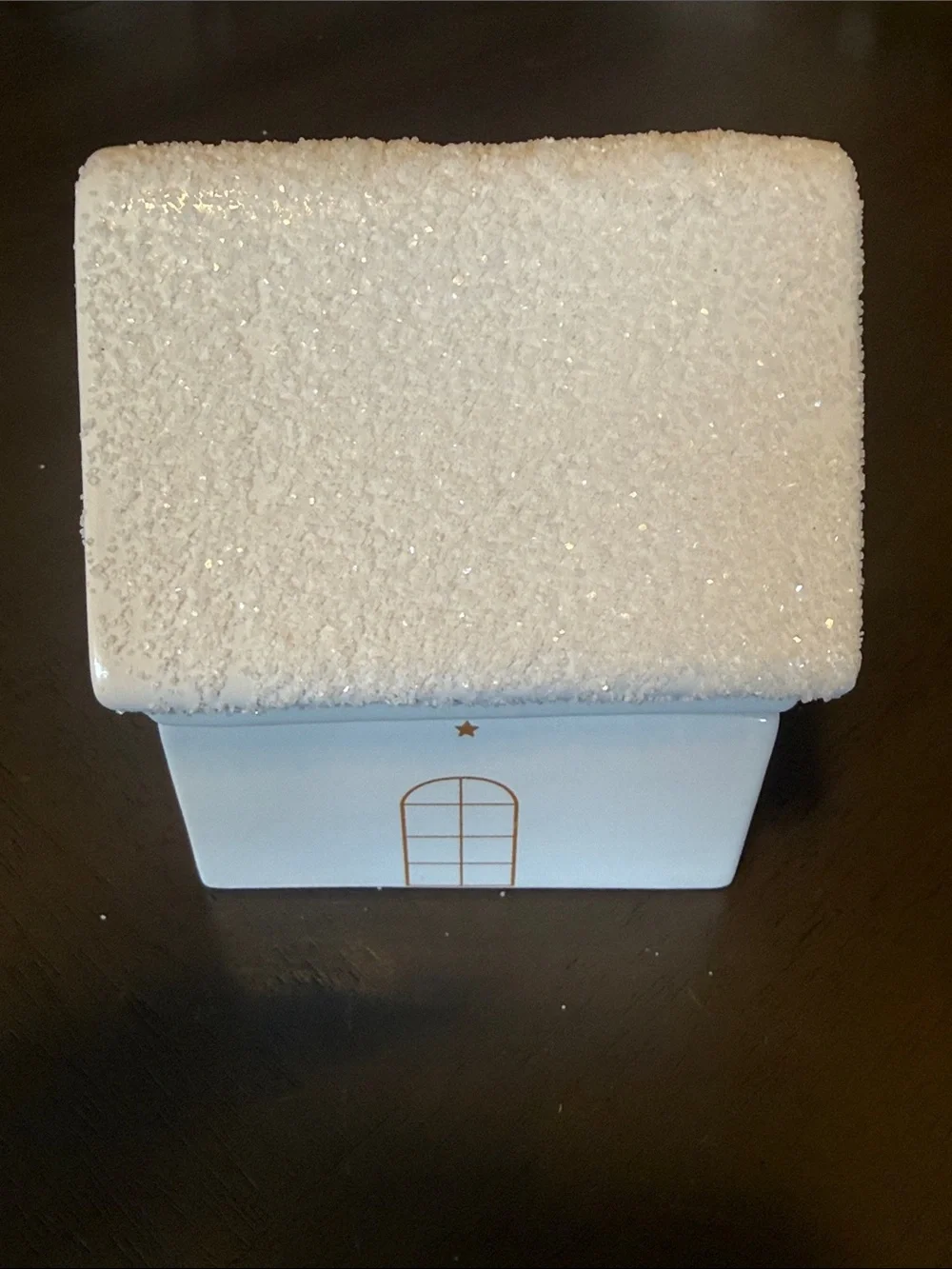 Frosted Vanilla Candle in Wintery Home Ceramic Container NWT